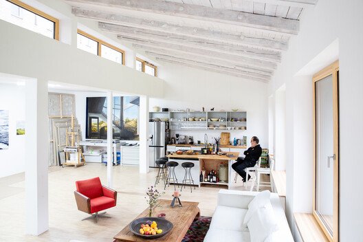 conversion of an old locksmith shop alas alarcon linde architects partgmbb 21 WnqGV3